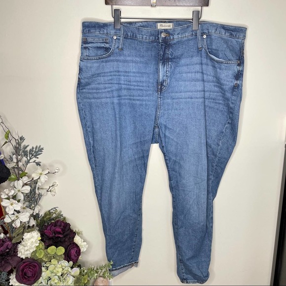 MADEWELL 9" Mid-Rise Skinny Jeans in Comfort Stretch Eco Edition {J32} - Picture 4 of 8